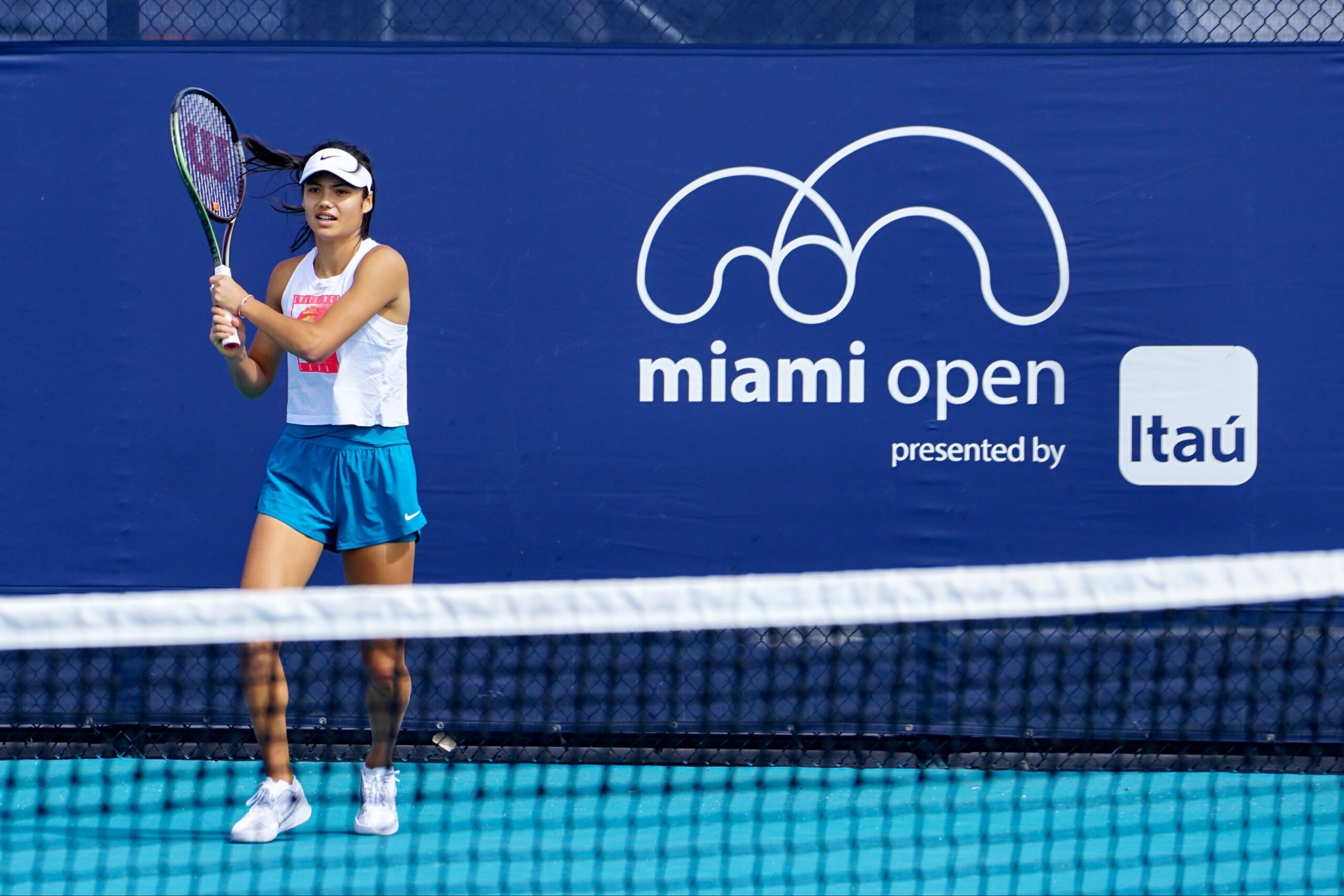 Raducanu Reaches Miami Open Quarterfinals Raducanu Reaches Miami Open Quarterfinals
