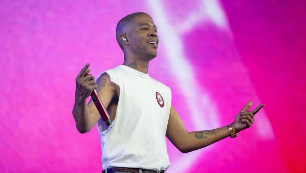 Record-Breaking Sale Of Kid Cudi's Personal Effects Record-Breaking Sale Of Kid Cudi's Personal Effects