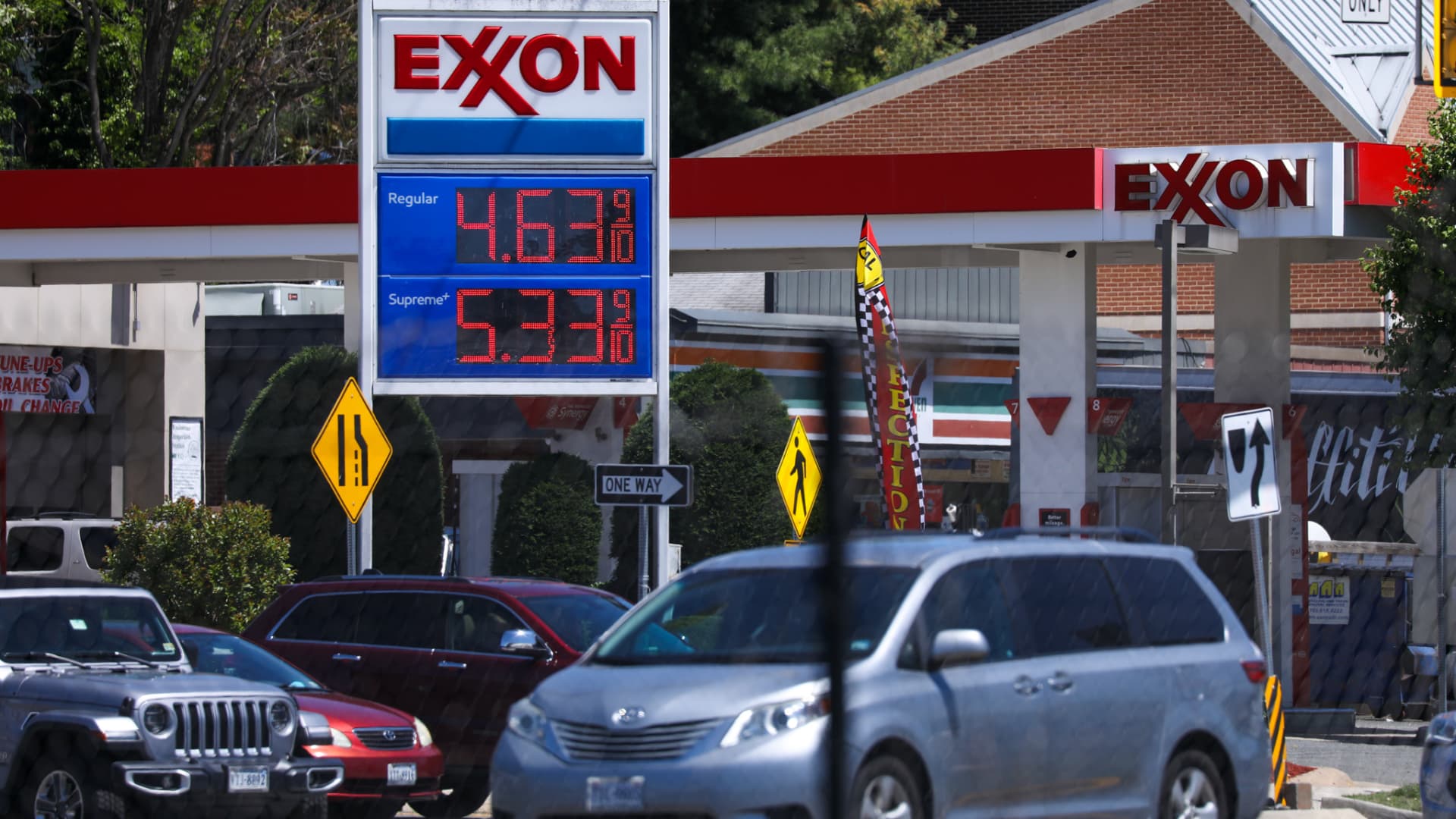 Record-Low Memorial Day Gas Prices Predicted Record-Low Memorial Day Gas Prices Predicted