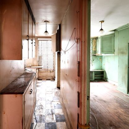 Renovated Spanish Townhouse (€245K) - A Celebrity Design Collaboration Renovated Spanish Townhouse (€245K) - A Celebrity Design Collaboration