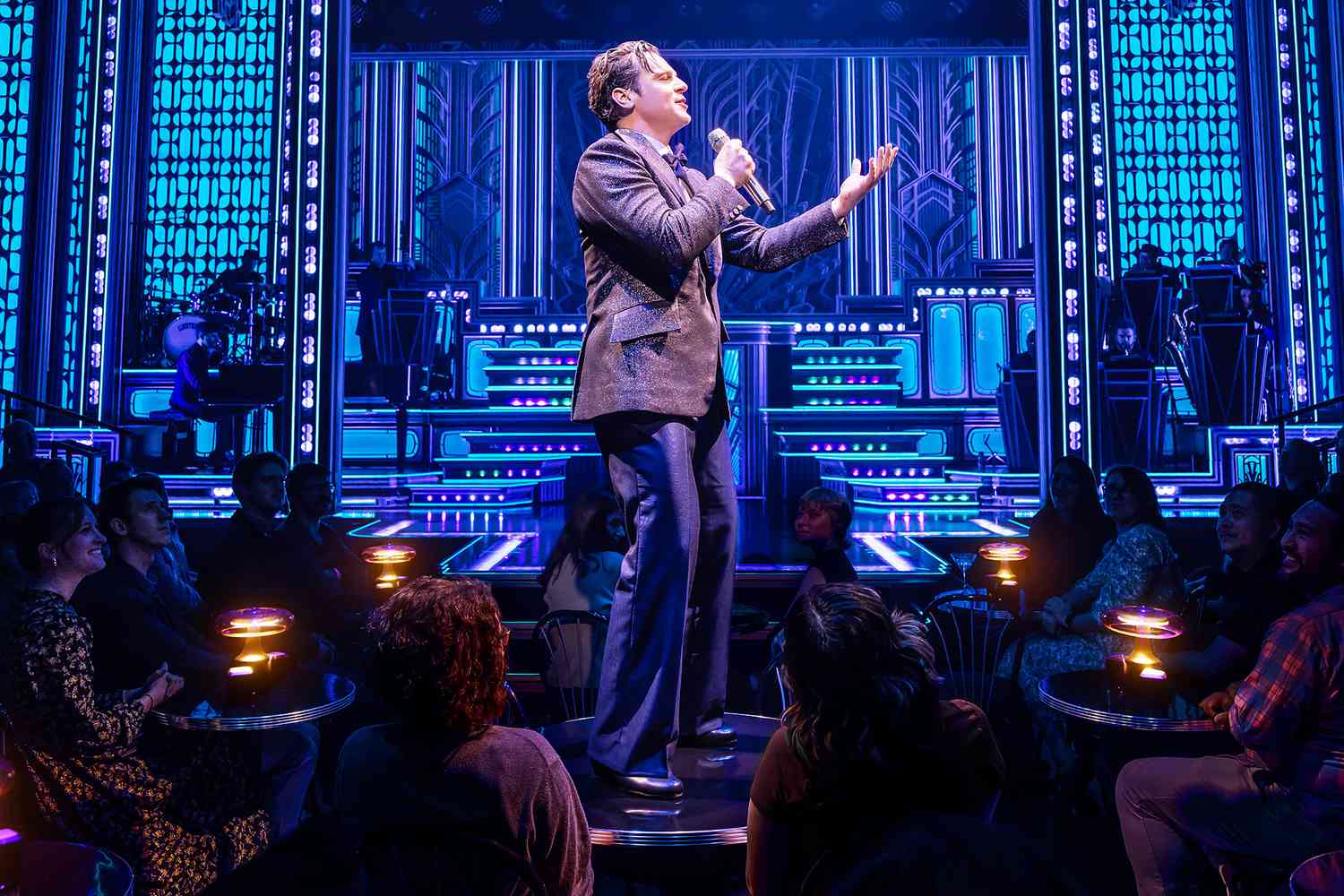 Review: Jonathan Groff's Review: Jonathan Groff's