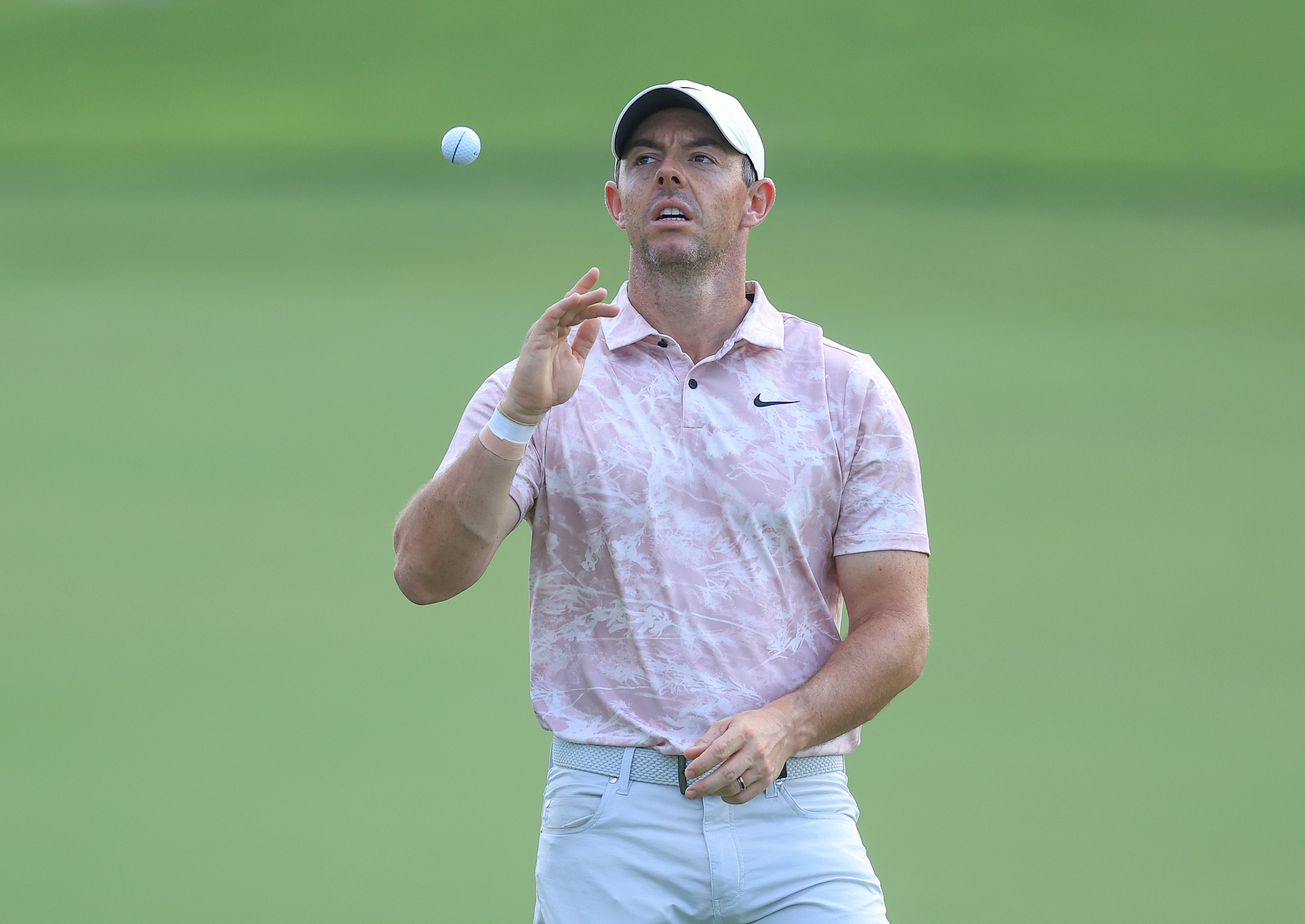 Rory McIlroy's 4-Year-Old Daughter Sinks Putt At Augusta: Video Rory McIlroy's 4-Year-Old Daughter Sinks Putt At Augusta: Video