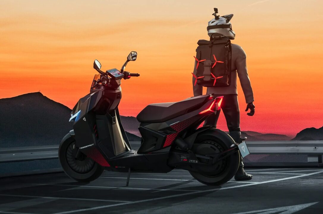 Rs 1.45 Lakh Electric Scooter: Ultraviolette Tesseract - Specs And Features Revealed Rs 1.45 Lakh Electric Scooter: Ultraviolette Tesseract - Specs And Features Revealed