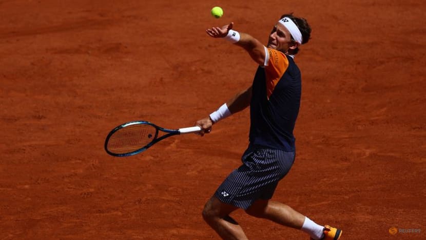 Ruud And Tsitsipas Fall At French Open; Swiatek Remains Unbeaten Ruud And Tsitsipas Fall At French Open; Swiatek Remains Unbeaten