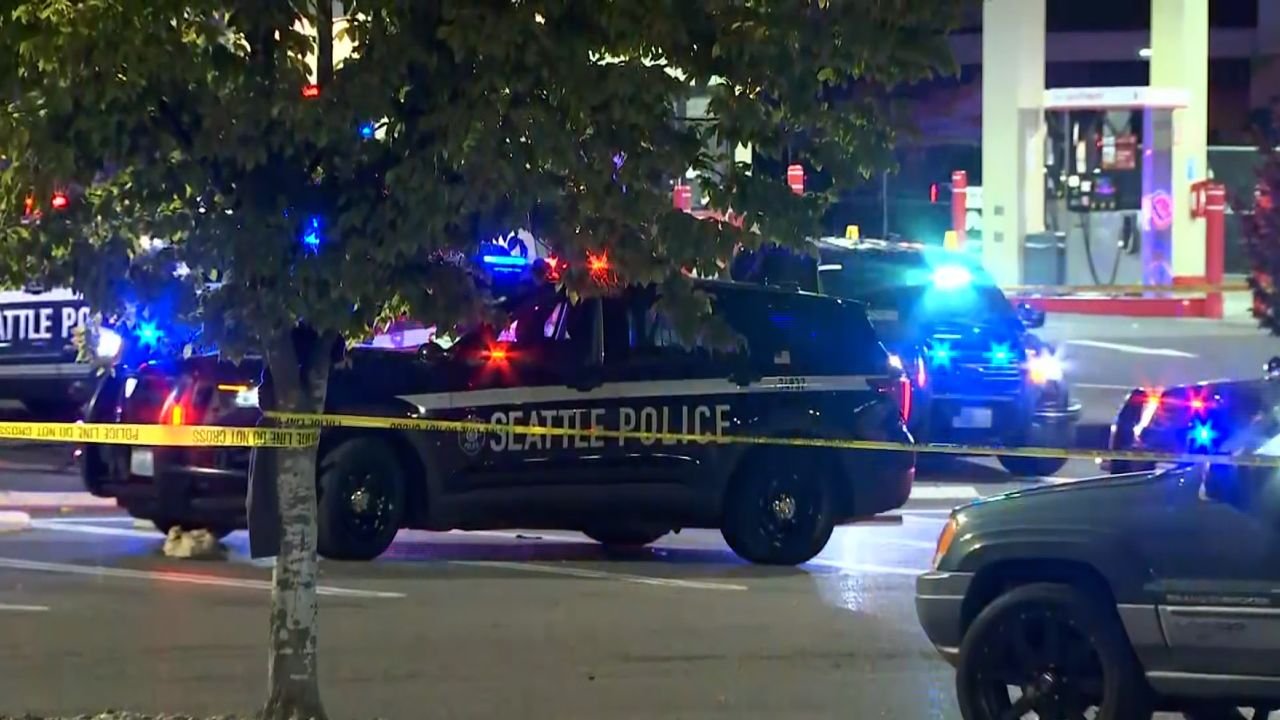Seattle Police Investigate Downtown Double Shooting Seattle Police Investigate Downtown Double Shooting