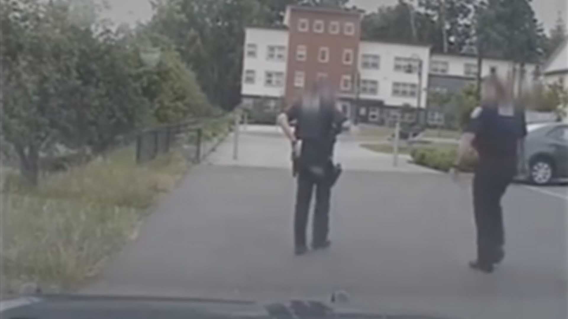 Seattle Police Make Two Arrests After Eight-Hour Standoff Related To Shooting Seattle Police Make Two Arrests After Eight-Hour Standoff Related To Shooting