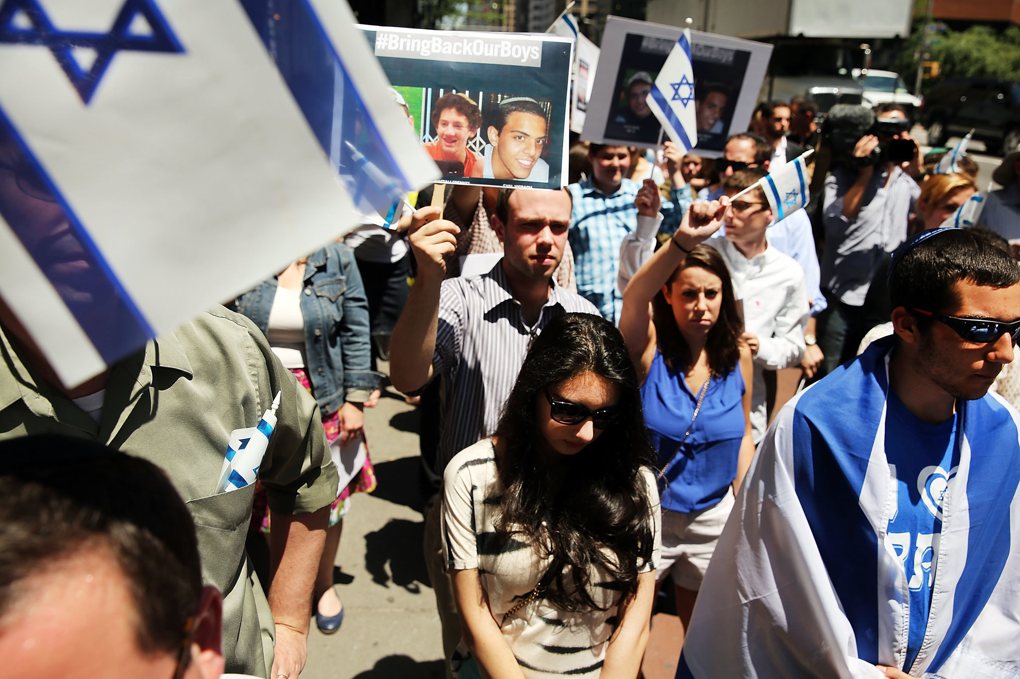 Shooting Outside Jewish Museum In Washington: Israeli Embassy Staff Dead Shooting Outside Jewish Museum In Washington: Israeli Embassy Staff Dead