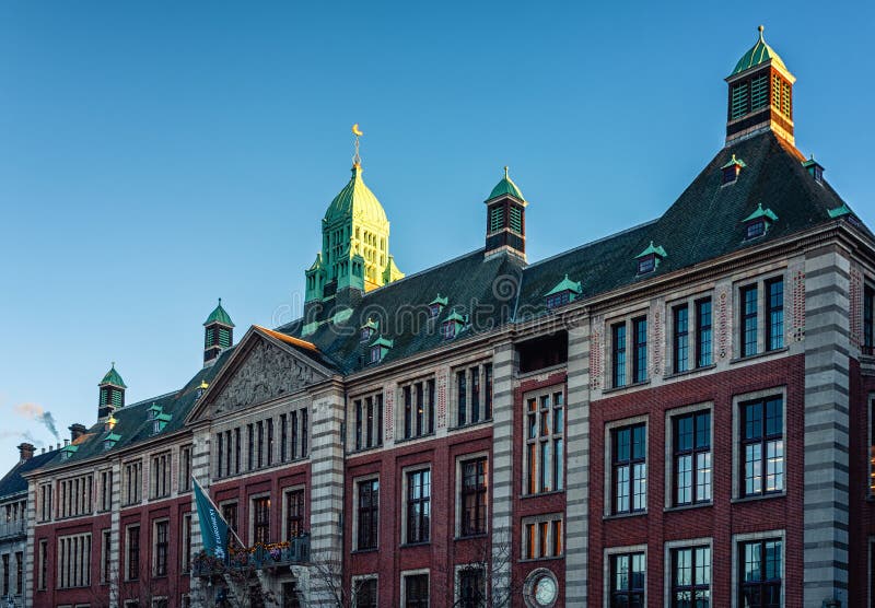 Significant Stock Market Gains On Euronext Amsterdam: 8% Rise After Tariff News Significant Stock Market Gains On Euronext Amsterdam: 8% Rise After Tariff News
