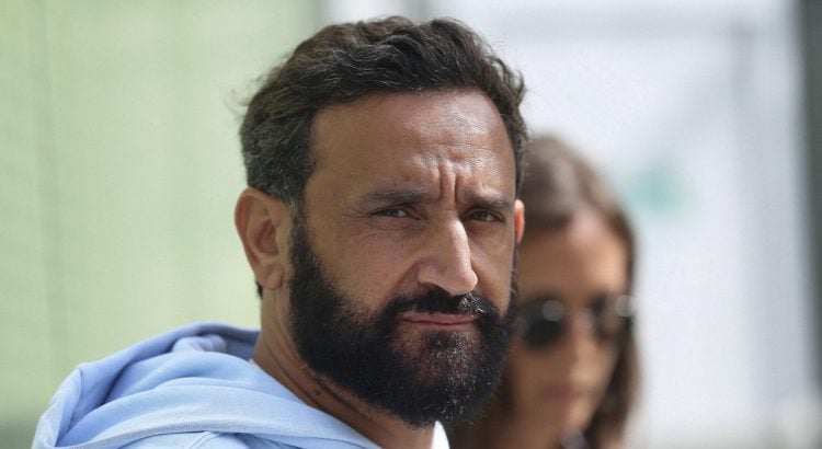 Silence Brisé : Réaction D'un Animateur De M6 Concernant Cyril Hanouna Silence Brisé : Réaction D'un Animateur De M6 Concernant Cyril Hanouna