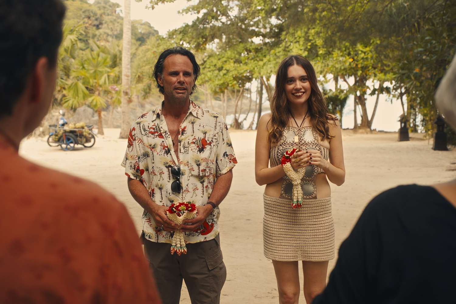 SNL: Walton Goggins Takes On White Lotus Fan Theories SNL: Walton Goggins Takes On White Lotus Fan Theories