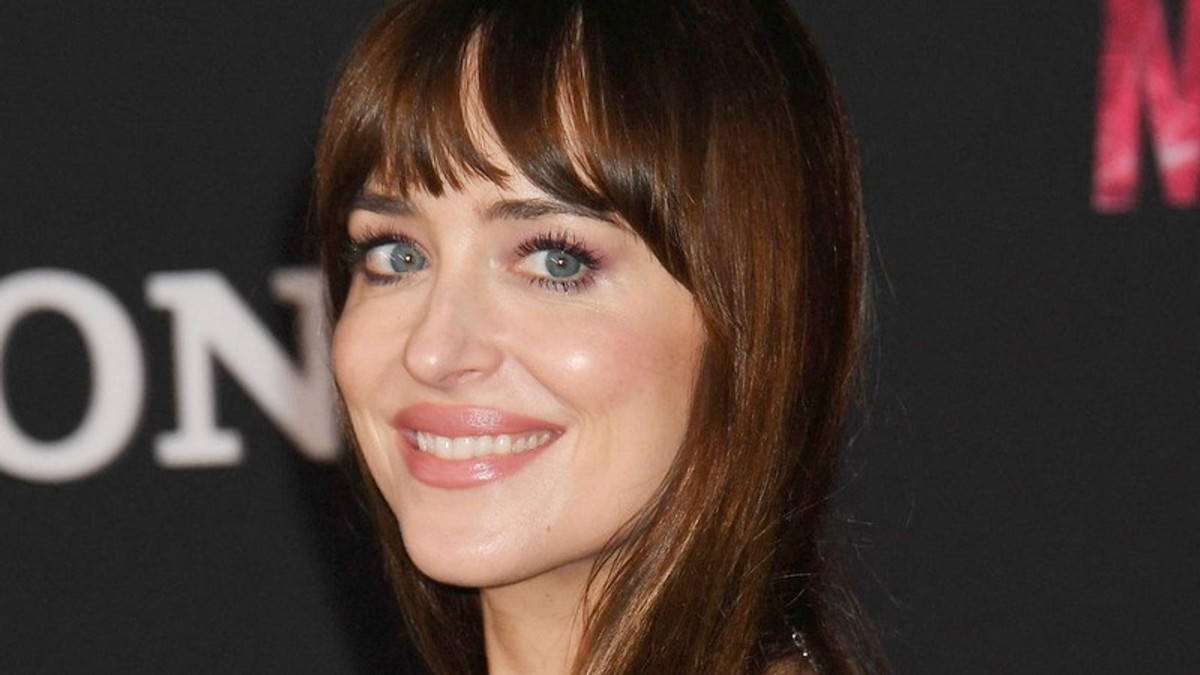 Šokujúca Podobnosť: Slovenka Ako Dakota Johnson Šokujúca Podobnosť: Slovenka Ako Dakota Johnson