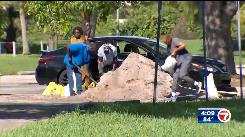 South Florida Residents Urged To Prepare For Flash Floods Amid Heavy Rain South Florida Residents Urged To Prepare For Flash Floods Amid Heavy Rain