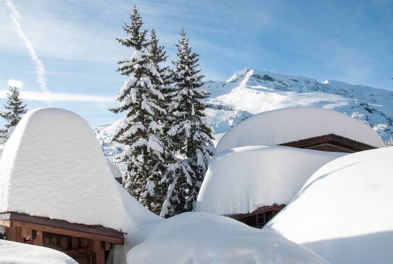 Southern French Alps: Late Snowfall And Stormy Weather Southern French Alps: Late Snowfall And Stormy Weather