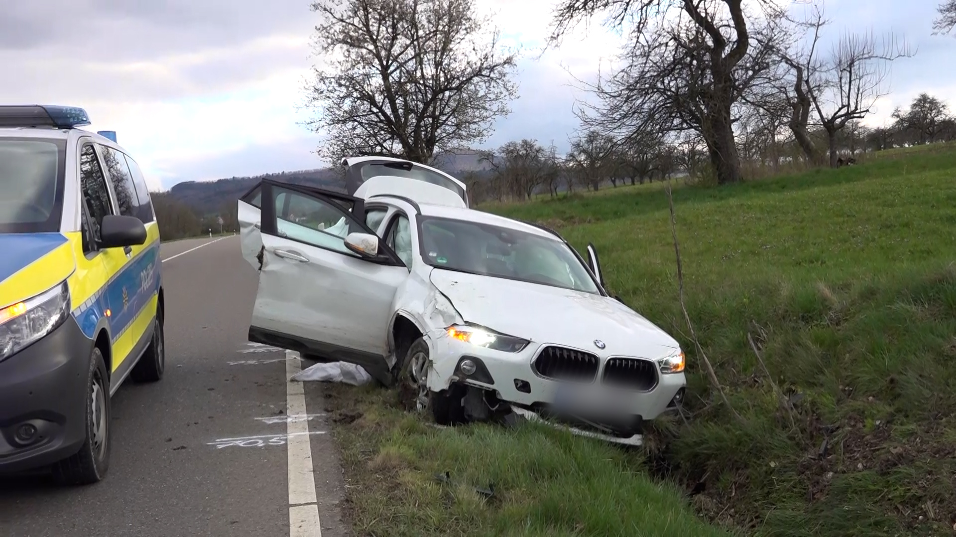 Stemwede: Unfall Mit Baum - Verletzte Nach Autounfall Bei Bad Essen Stemwede: Unfall Mit Baum - Verletzte Nach Autounfall Bei Bad Essen