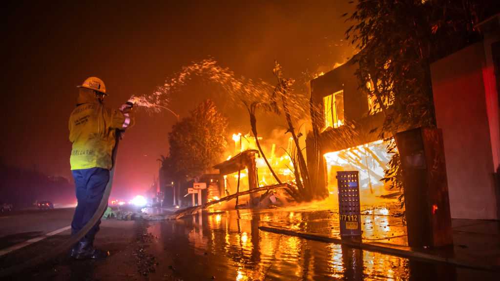 Supporting Manitoba Wildfire Victims: Red Cross Aid And How To Donate Supporting Manitoba Wildfire Victims: Red Cross Aid And How To Donate