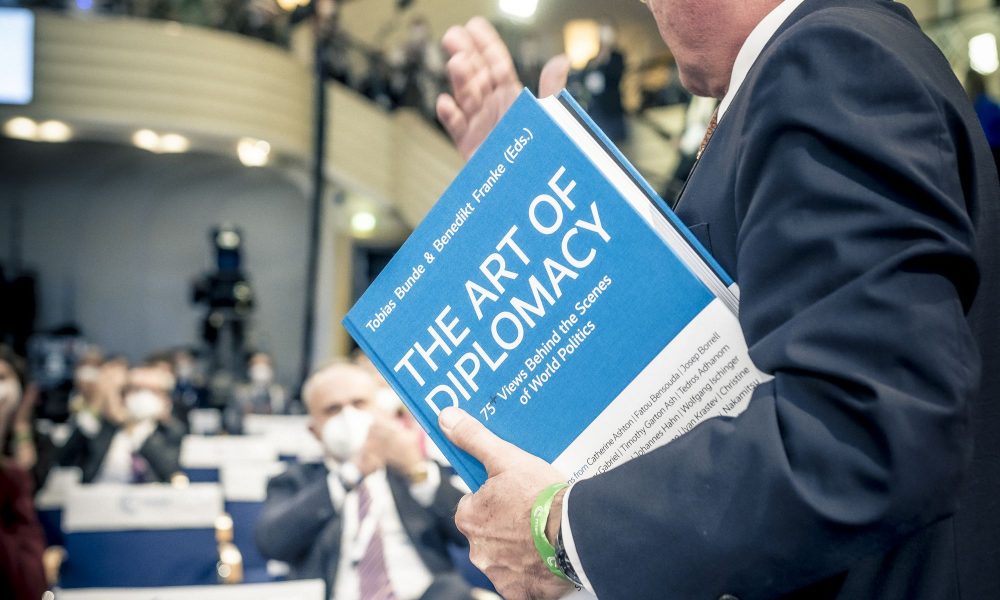 Taxe 2025: Informații Esențiale De La Conferința PwC Taxe 2025: Informații Esențiale De La Conferința PwC