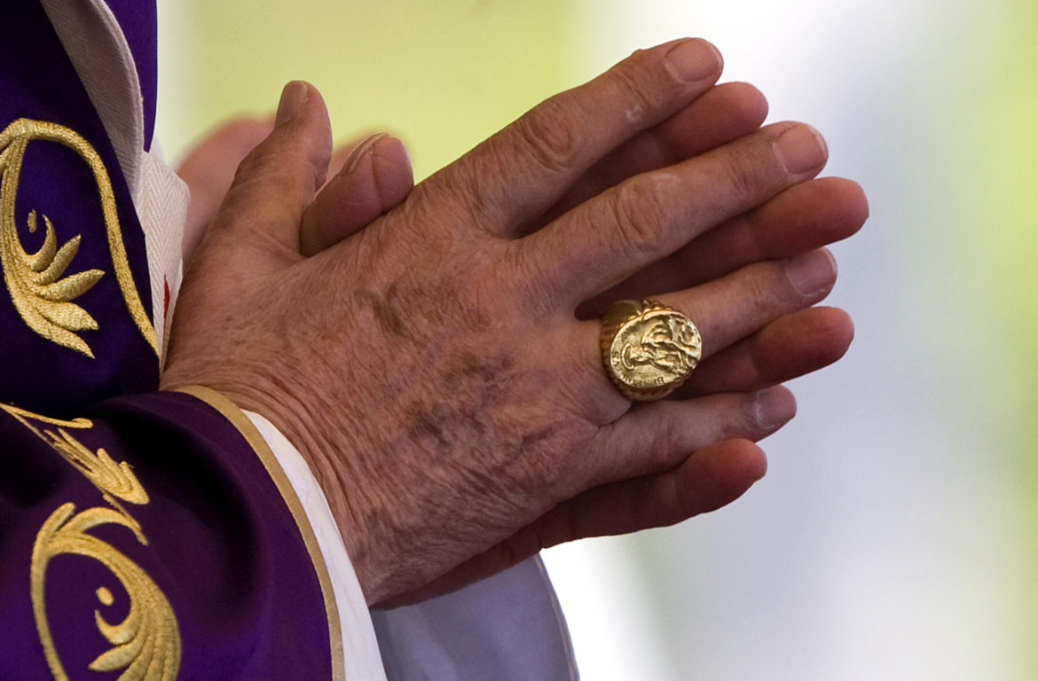 The Destruction Of Pope Francis's Ring: A Papal Tradition The Destruction Of Pope Francis's Ring: A Papal Tradition