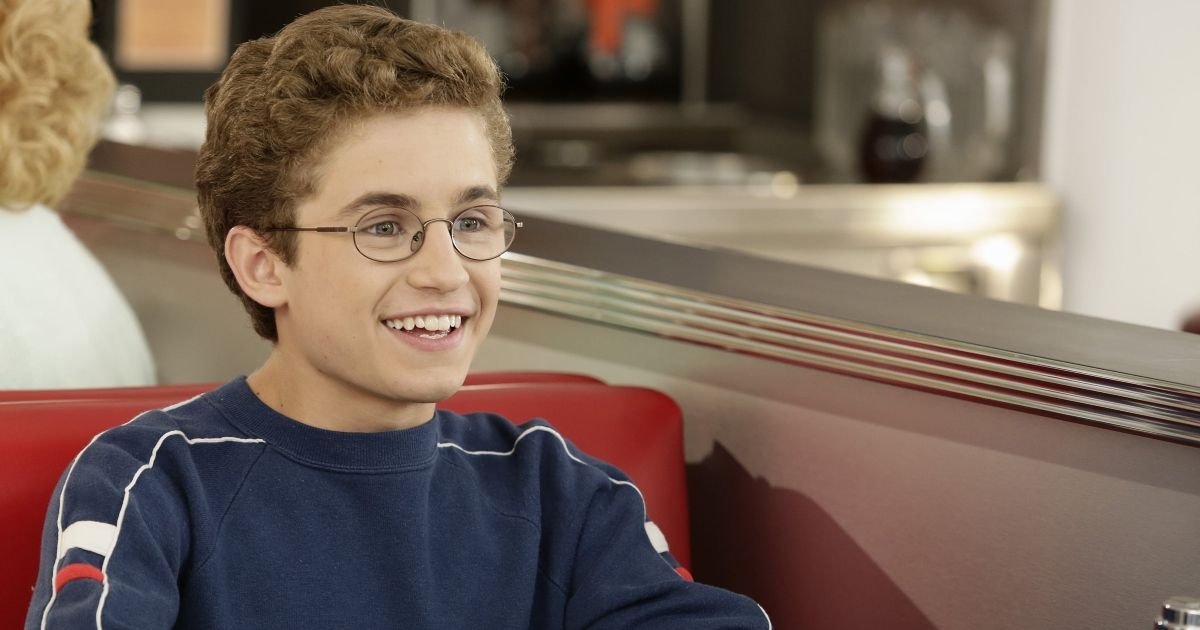 The Goldbergs: A Complete Guide To The Hit TV Show The Goldbergs: A Complete Guide To The Hit TV Show