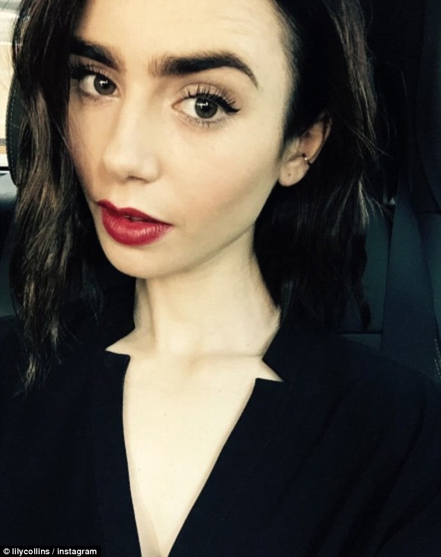 The Lily Collins Look: Bob, Bushy Brows, And Nude Lip Combination The Lily Collins Look: Bob, Bushy Brows, And Nude Lip Combination