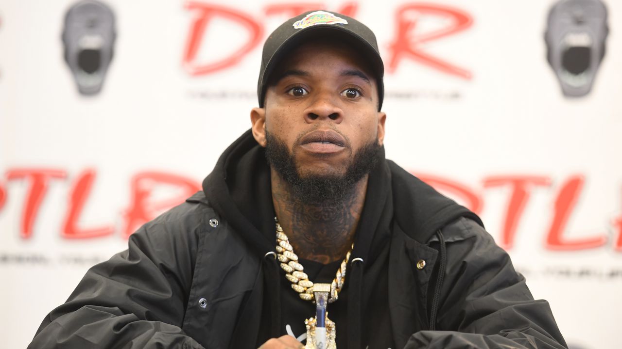 Tory Lanez Stabbed In Prison: New Details Emerge After Cell Raid Tory Lanez Stabbed In Prison: New Details Emerge After Cell Raid