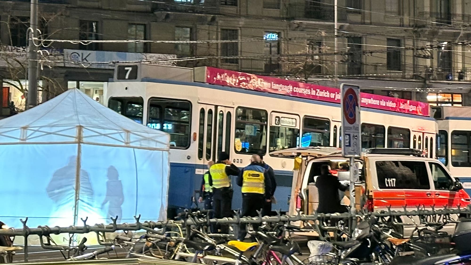 Tram-Unfall In Berlin & Brandenburg: Aktuelle Verkehrsbehinderungen Tram-Unfall In Berlin & Brandenburg: Aktuelle Verkehrsbehinderungen
