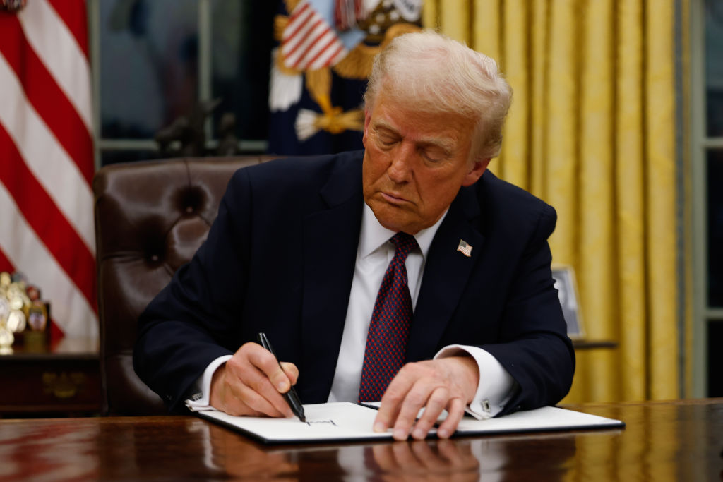 Trump E I Dazi: L'effetto A Cascata Sul Mercato Della Moda Trump E I Dazi: L'effetto A Cascata Sul Mercato Della Moda