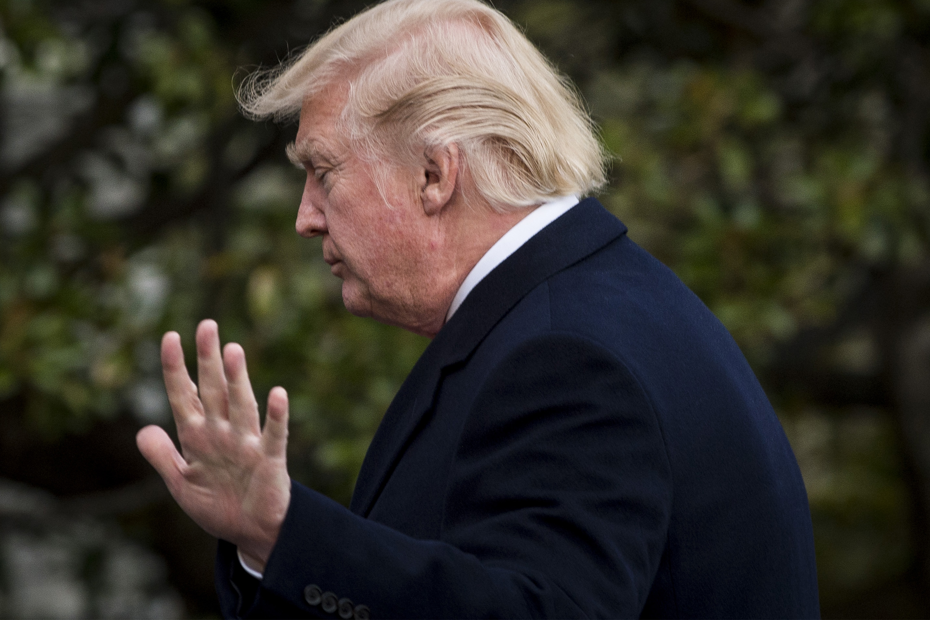 Trump Tariffs Devastate Wealth Of Top 10 Billionaires, Including Buffett Trump Tariffs Devastate Wealth Of Top 10 Billionaires, Including Buffett