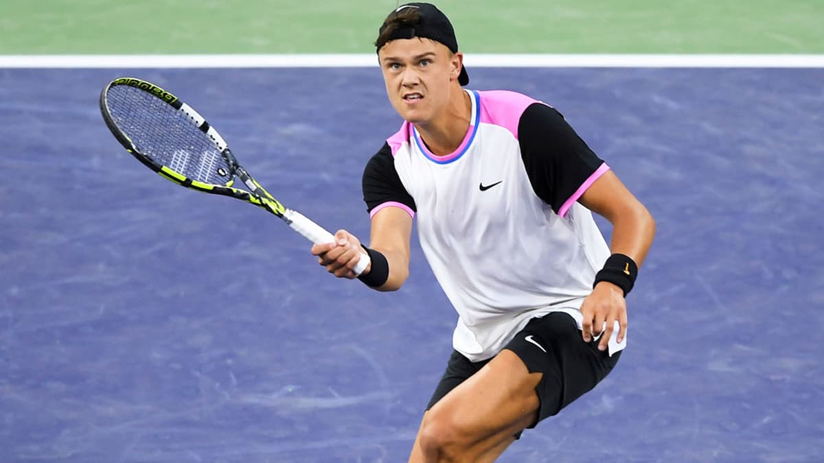 Tsitsipas Falls To Rune In Epic Indian Wells Masters Match Tsitsipas Falls To Rune In Epic Indian Wells Masters Match