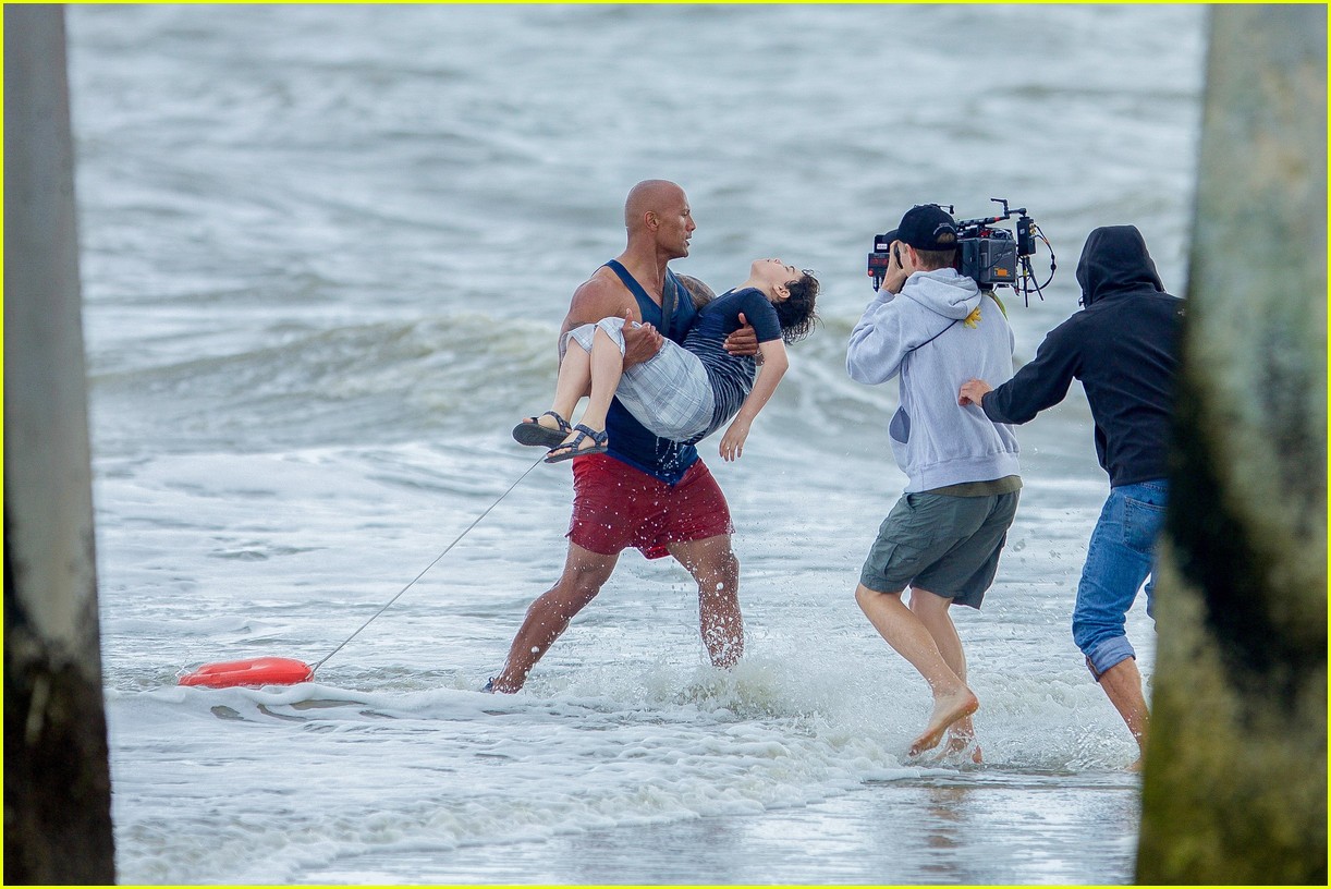 Two Women Rescued From Drowning By Actor Dylan Efron In Miami Two Women Rescued From Drowning By Actor Dylan Efron In Miami