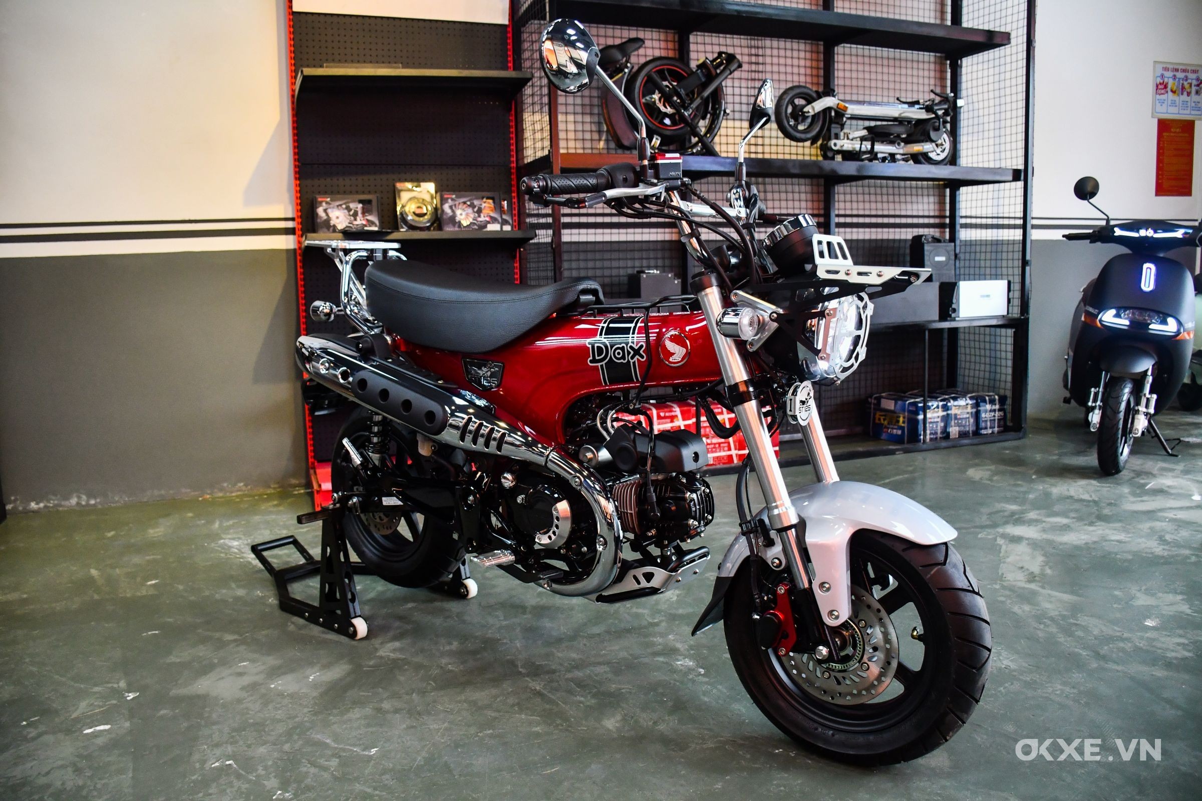 Ulasan Lengkap: Kawasaki W175 Dan Honda ST125 Dax – Perbandingan Detail Ulasan Lengkap: Kawasaki W175 Dan Honda ST125 Dax – Perbandingan Detail