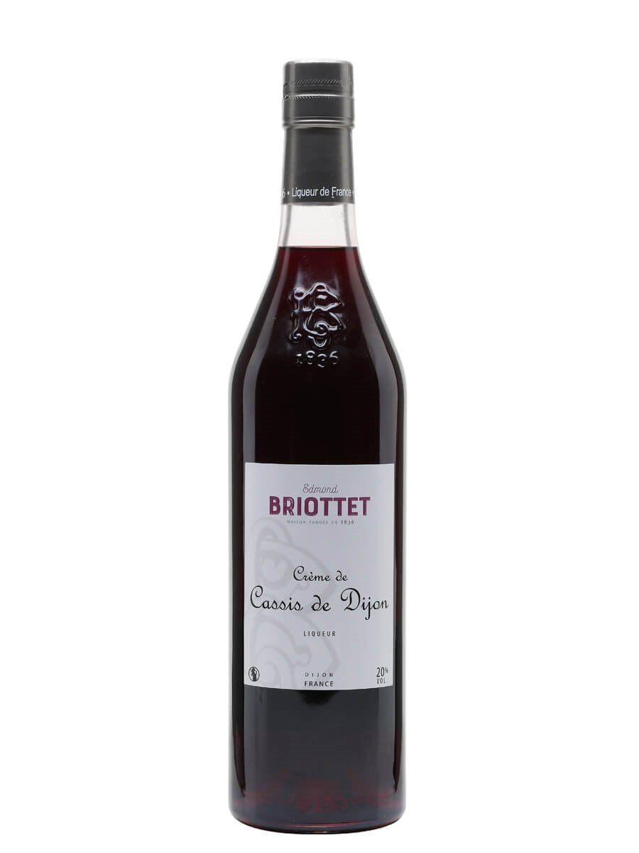 Understanding Cassis Blackcurrant: From Vine To Glass Understanding Cassis Blackcurrant: From Vine To Glass