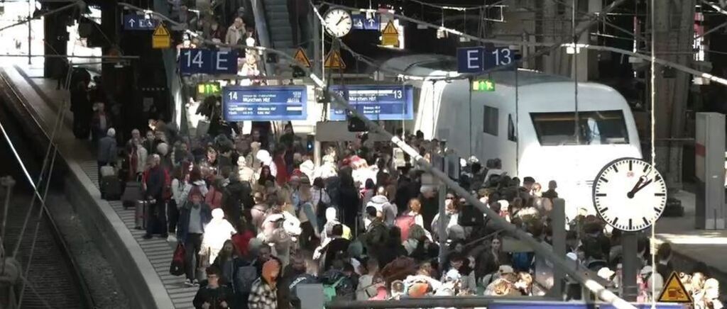 Verhandlungen Nach Schlichtung: Drohen Streiks Und Entlassungen Beim BVG? Verhandlungen Nach Schlichtung: Drohen Streiks Und Entlassungen Beim BVG?