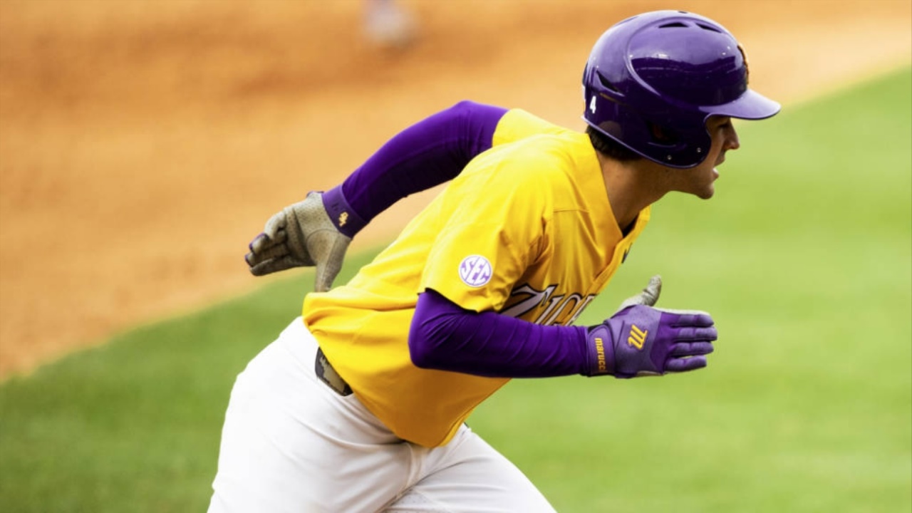 Vols' Clutch Hitting Secures Win, Levels Series Against LSU Vols' Clutch Hitting Secures Win, Levels Series Against LSU