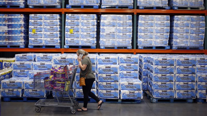 Walmart And Target Executives Meet Trump Amidst Tariff Concerns Walmart And Target Executives Meet Trump Amidst Tariff Concerns