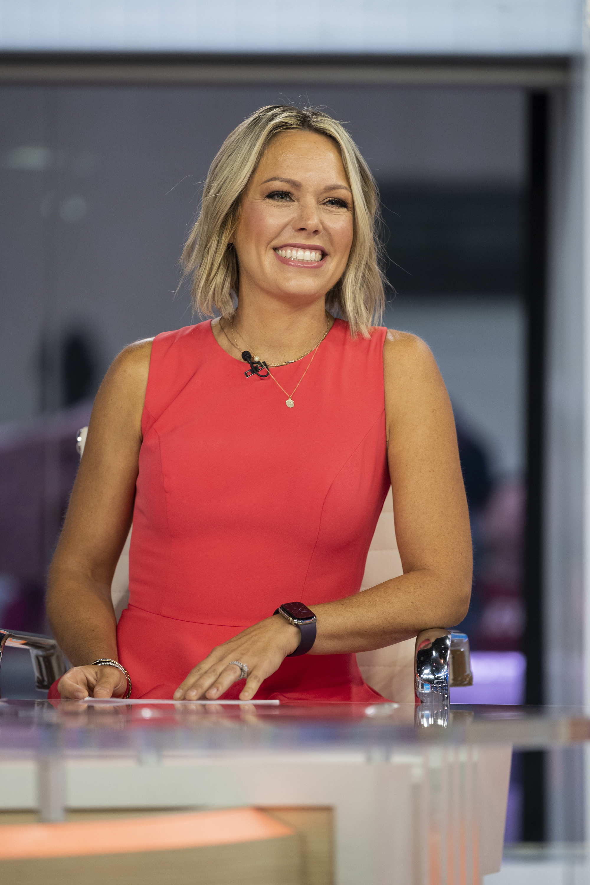 Walt Frazier's Ring-Tossing: A Fun Moment With Dylan Dreyer On Today Walt Frazier's Ring-Tossing: A Fun Moment With Dylan Dreyer On Today
