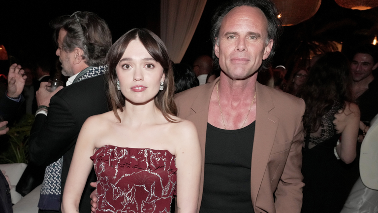 Walton Goggins On SNL: Mocking White Lotus Fan Theories Walton Goggins On SNL: Mocking White Lotus Fan Theories