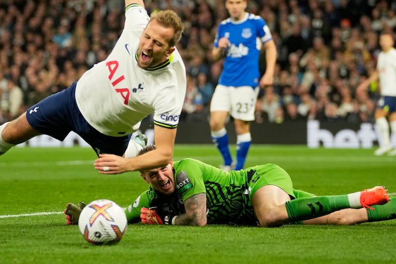 Watch Manchester United, Tottenham Hotspur & Lyon UEFA Europa League Matches: Free Live Stream Guide Watch Manchester United, Tottenham Hotspur & Lyon UEFA Europa League Matches: Free Live Stream Guide