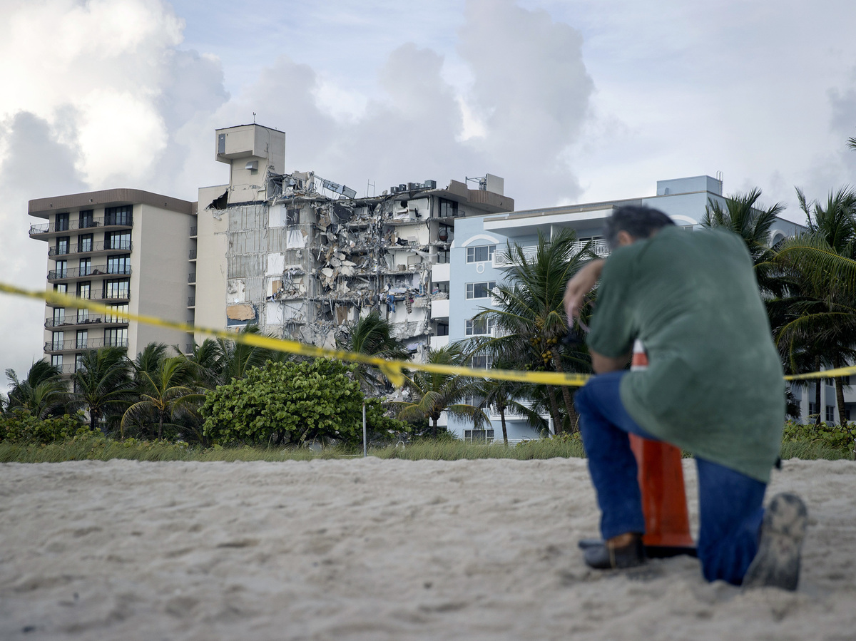 Why Florida Condo Owners Are Desperate To Sell: Market Crash Insights Why Florida Condo Owners Are Desperate To Sell: Market Crash Insights