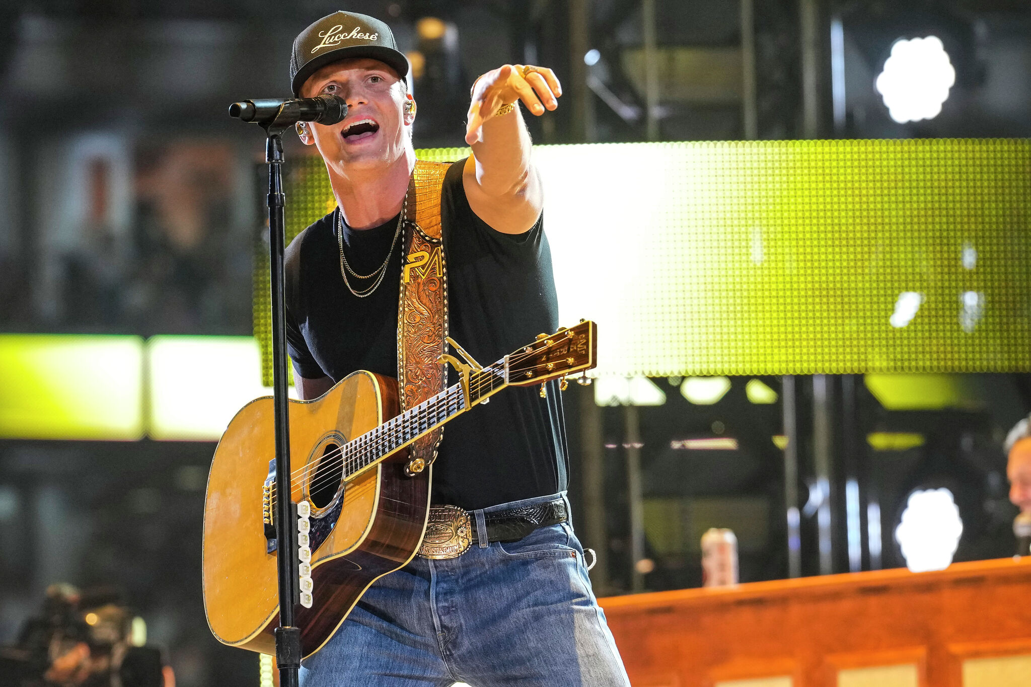 Why Parker McCollum Is Being Compared To George Strait Why Parker McCollum Is Being Compared To George Strait