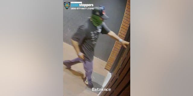Woman Assaulted In Brooklyn: Groping And Simulated Sex Act Woman Assaulted In Brooklyn: Groping And Simulated Sex Act