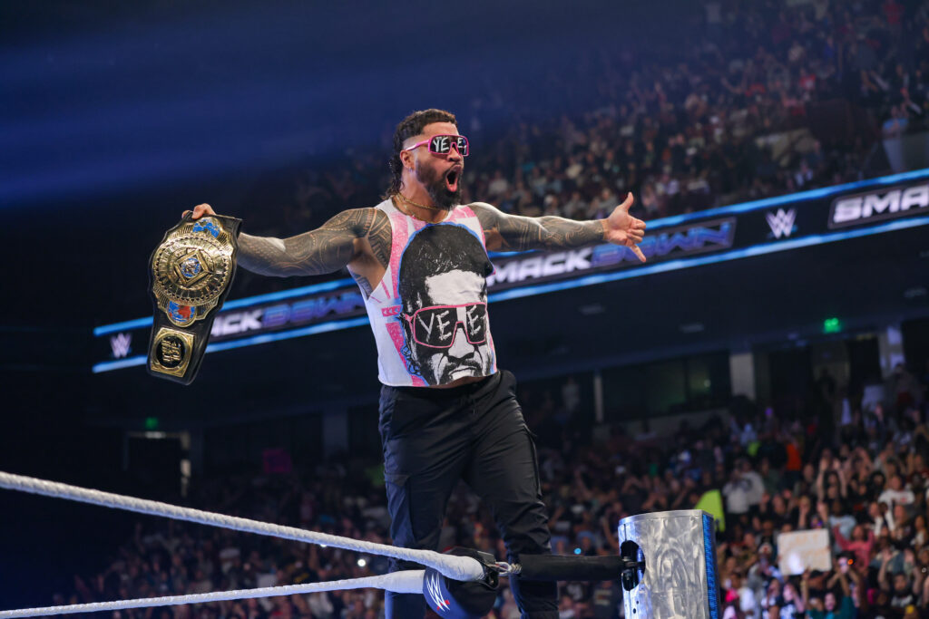 WWE Raw: Rollins, Breakker Target Zayn WWE Raw: Rollins, Breakker Target Zayn
