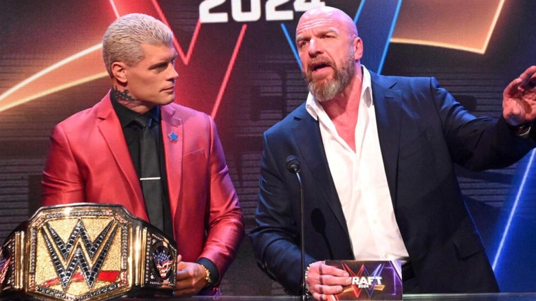 WWE Talents Report Hinchcliffe Segment Flopped Backstage WWE Talents Report Hinchcliffe Segment Flopped Backstage